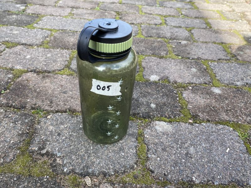 [005] Wasserflasche, grün