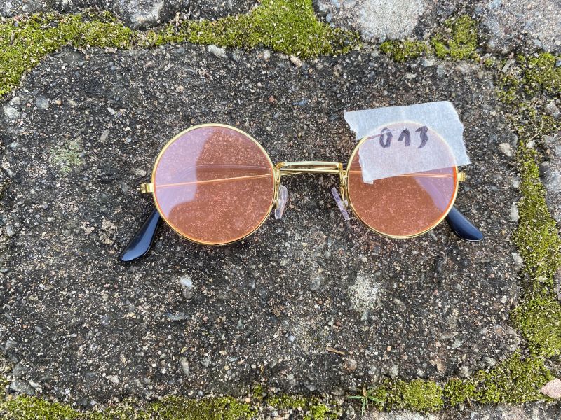 [013] Sonnenbrille, rosa